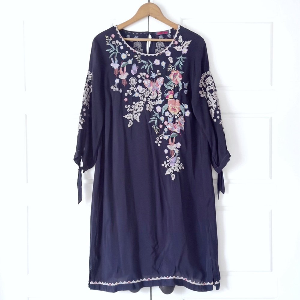 Johnny Was Floral Embroidered Arva Dress Small Navy Butterfly Boho Eclectic Knee